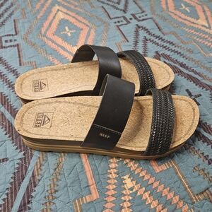 Reef Women's Black and Brown Sandals